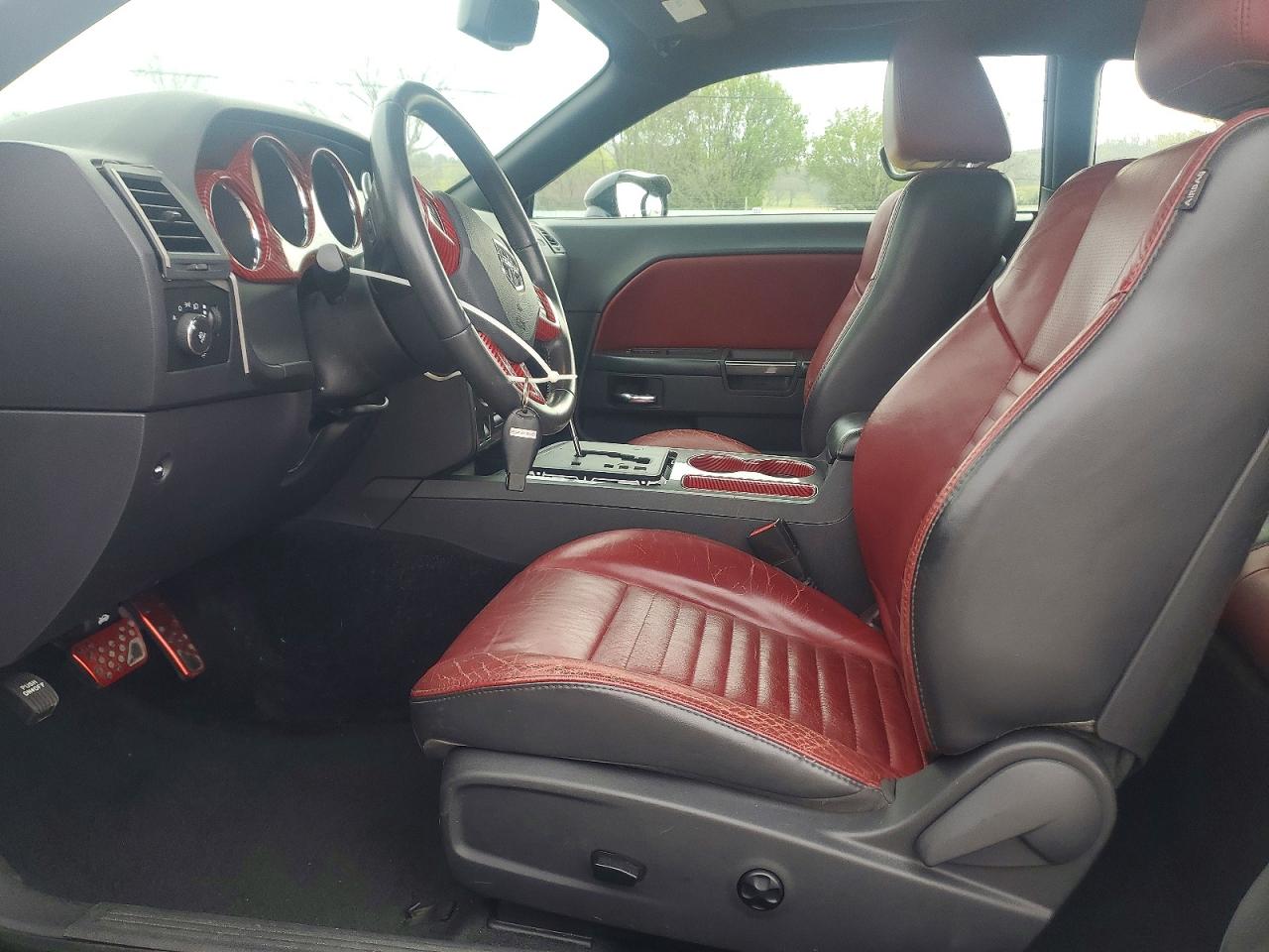 Dodge Challenger Sxt