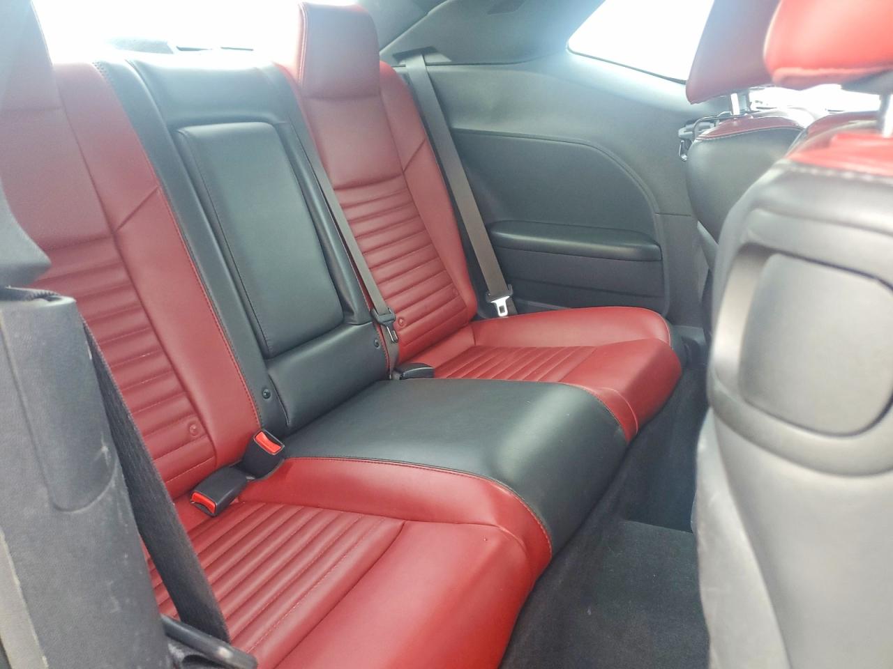Dodge Challenger Sxt