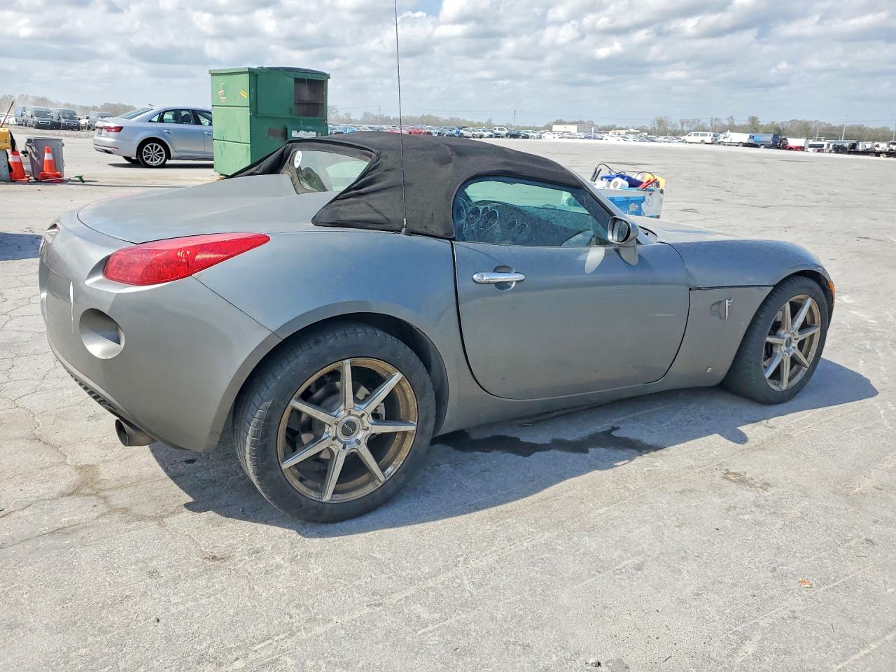 Pontiac Solstice