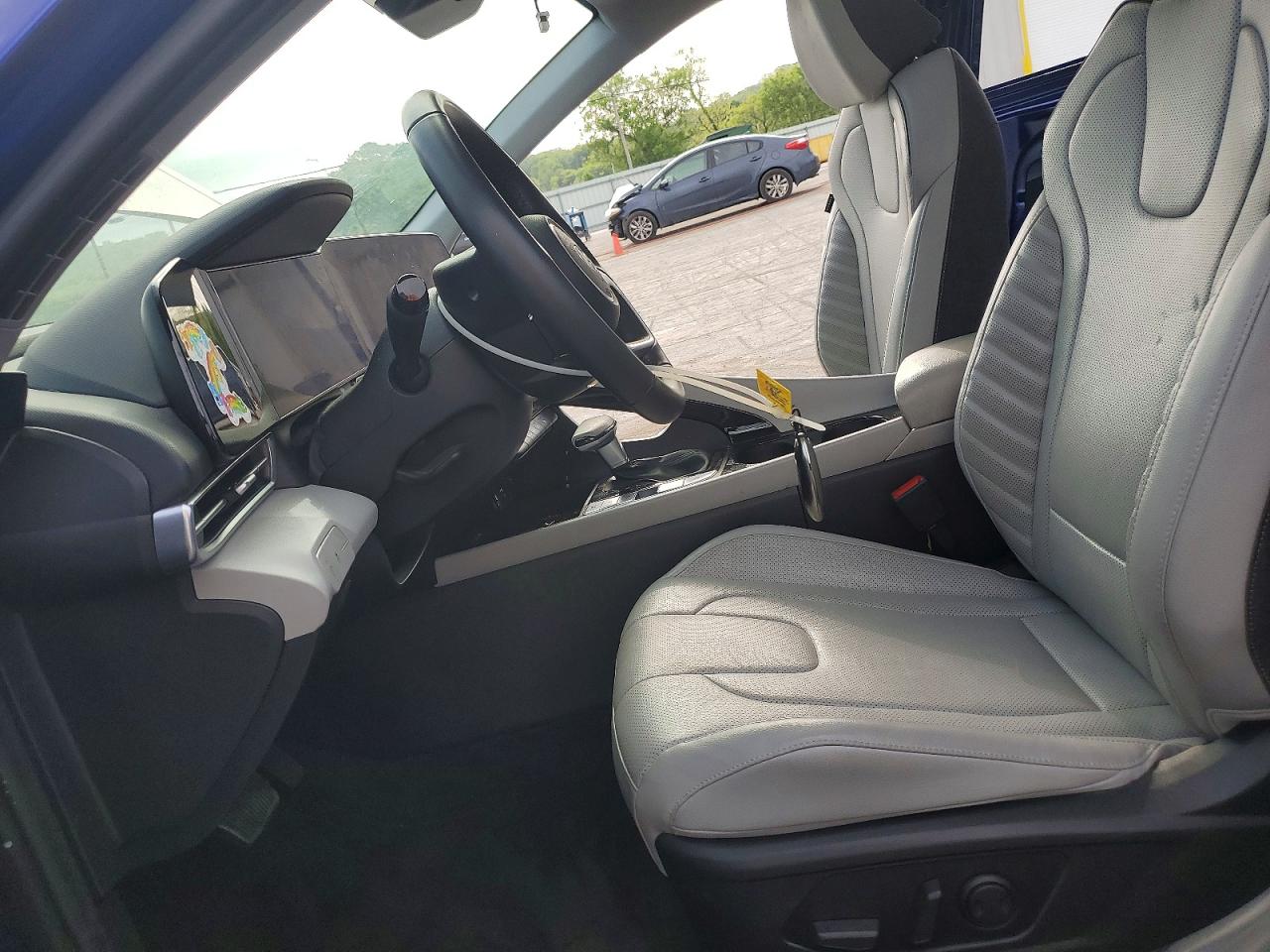 Hyundai ELANTRA Limited