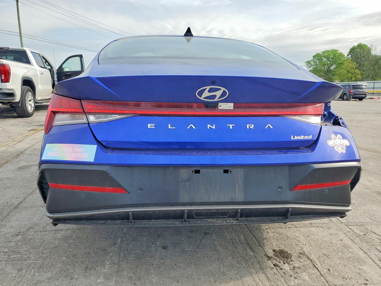 Hyundai ELANTRA Limited