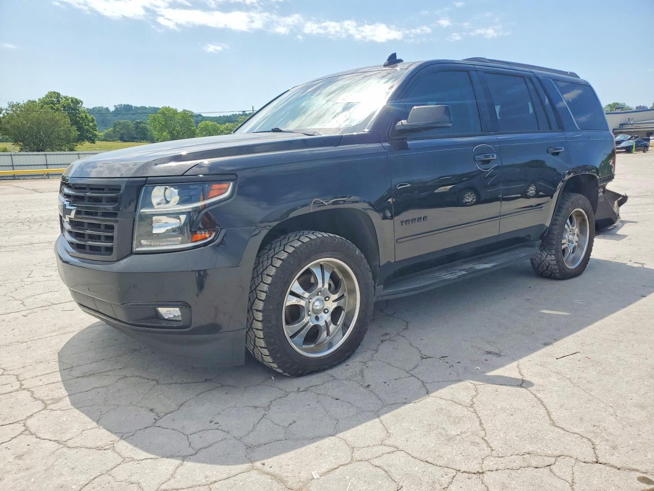 Salvage Chevrolet Tahoe Image