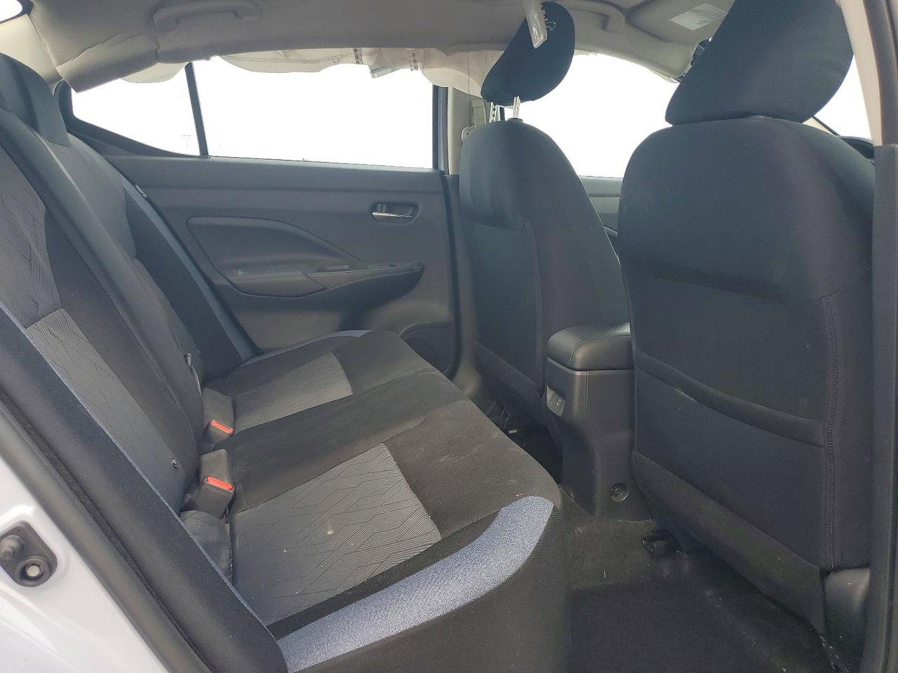 Nissan Versa Sv