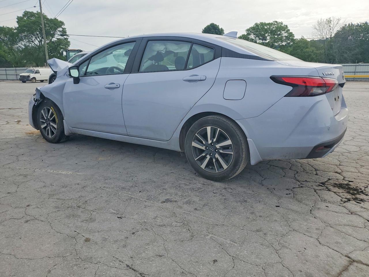 Nissan Versa Sv