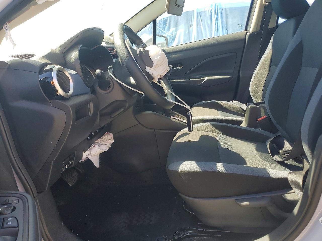 Nissan Versa Sv