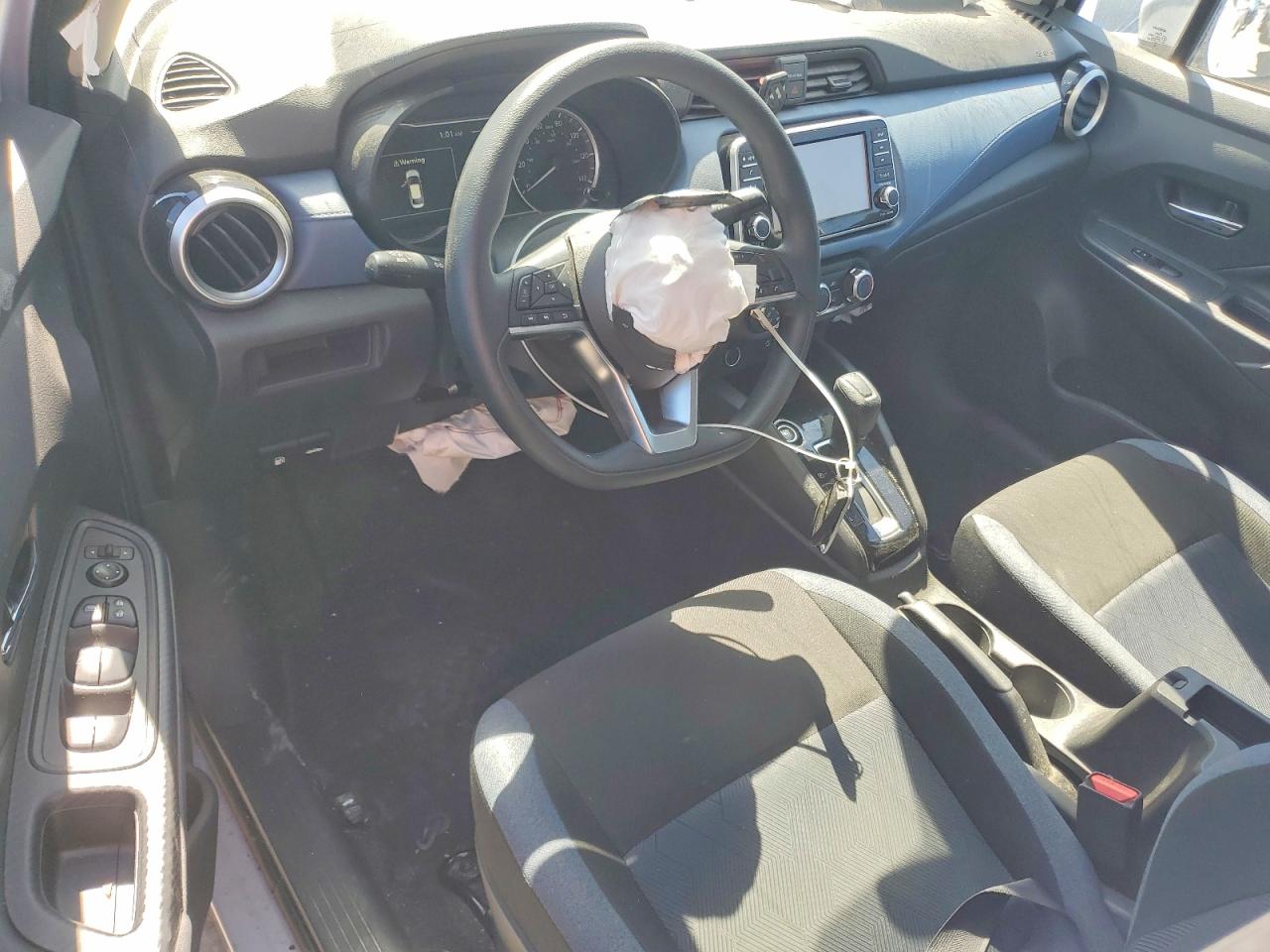 Nissan Versa Sv