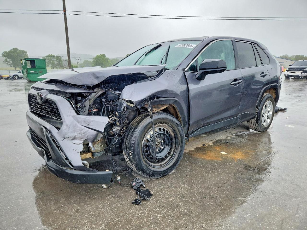 Salvage Toyota RAV4 Image