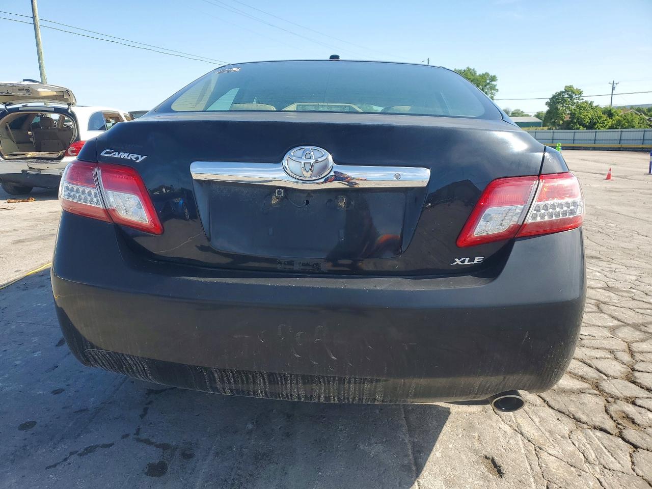 Toyota Camry Xle