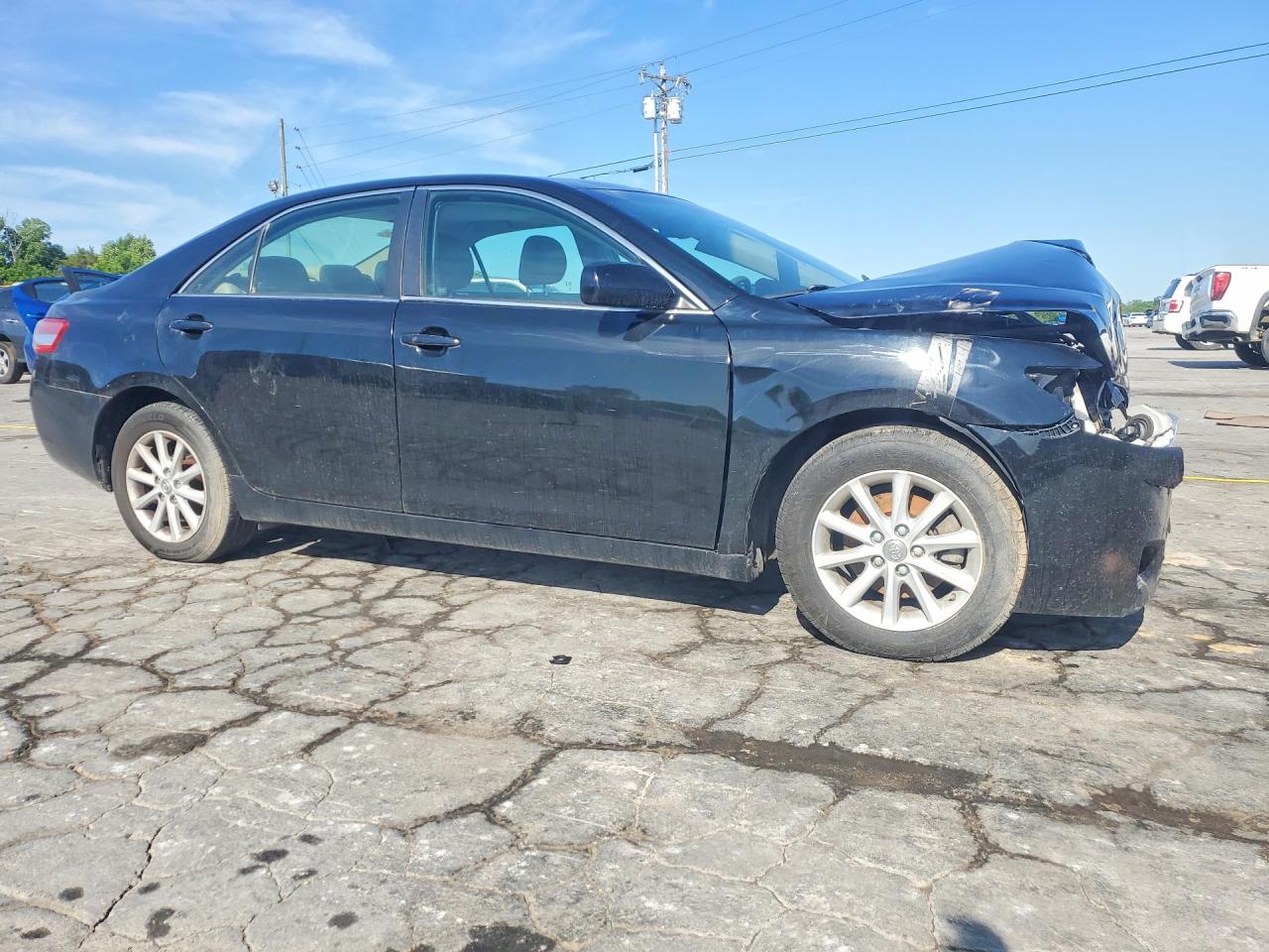Toyota Camry Xle