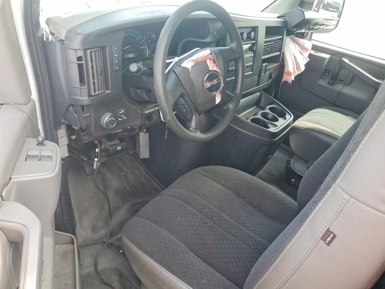GMC Savana G2500