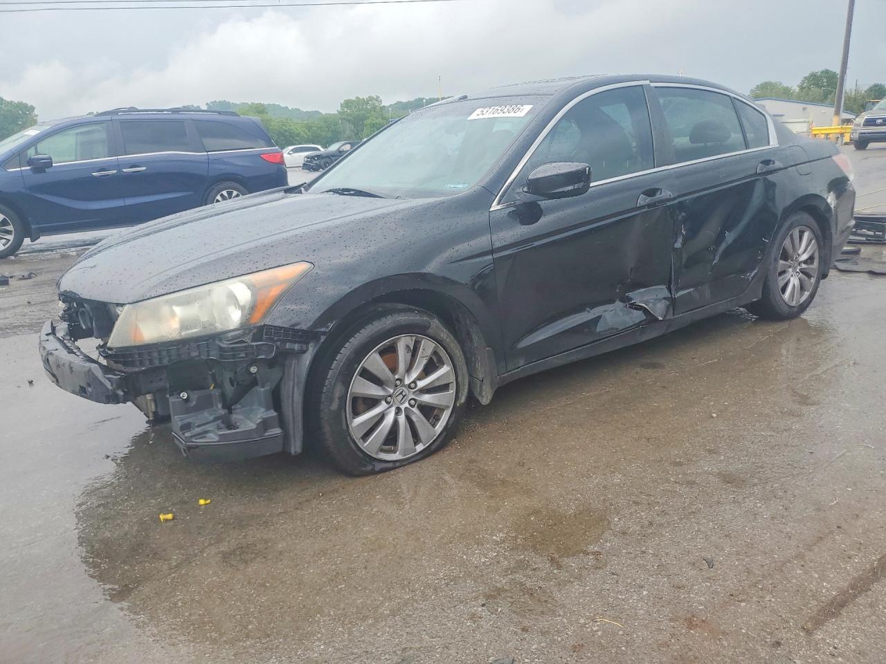 Salvage Honda Accord Image