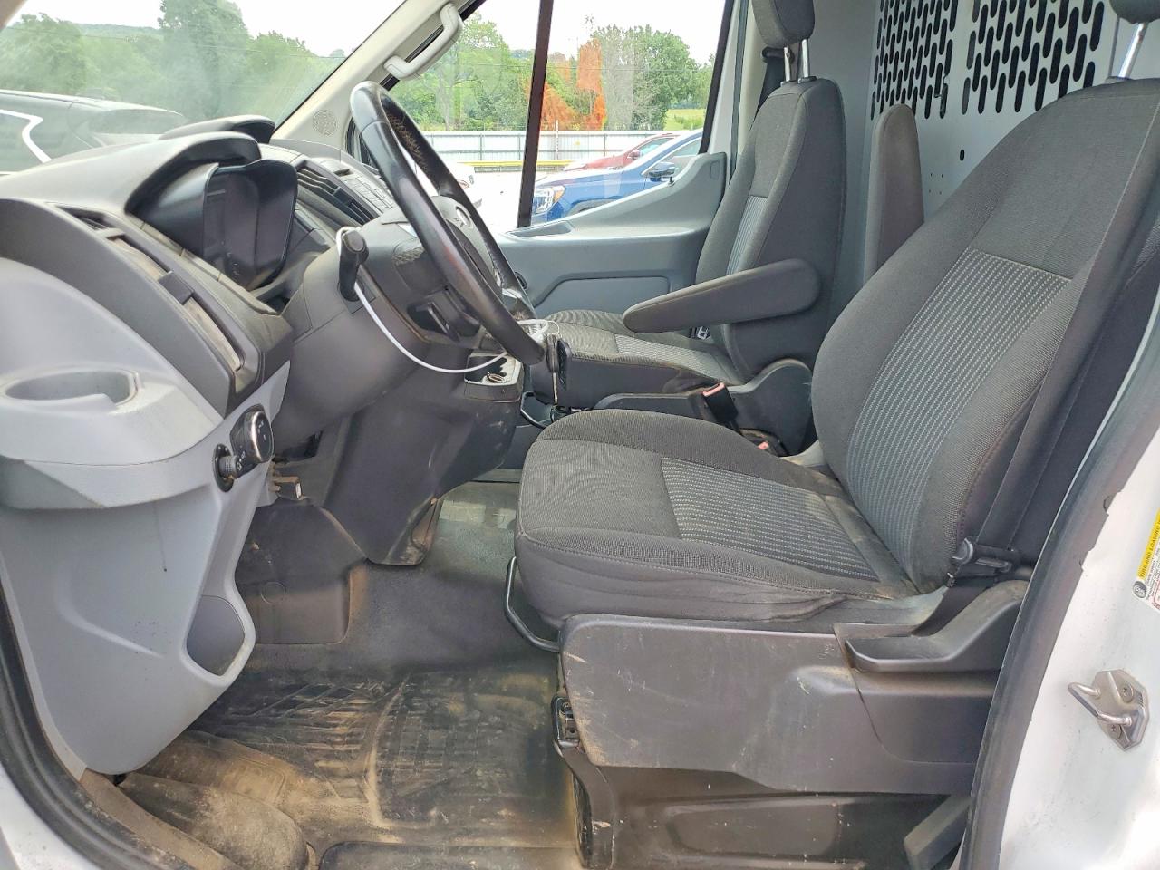 Ford Transit T-150