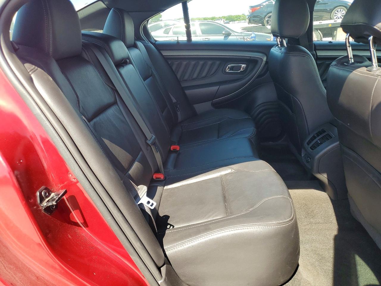 Ford Taurus Sel