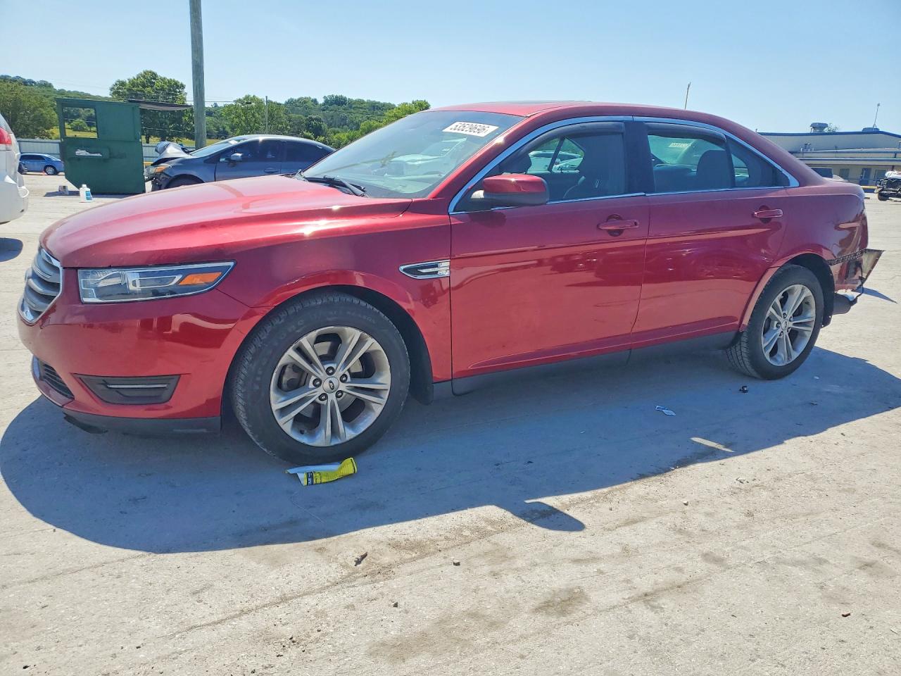Salvage Ford Taurus Image