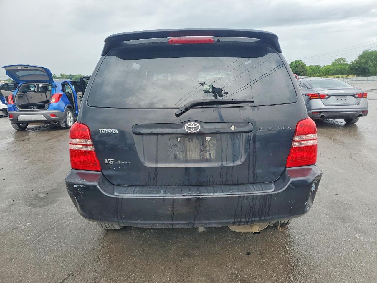 Toyota Highlander Base