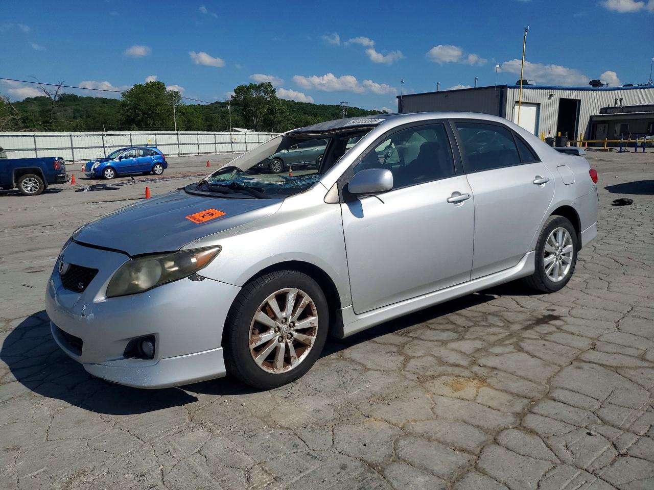 Salvage Toyota Corolla Image