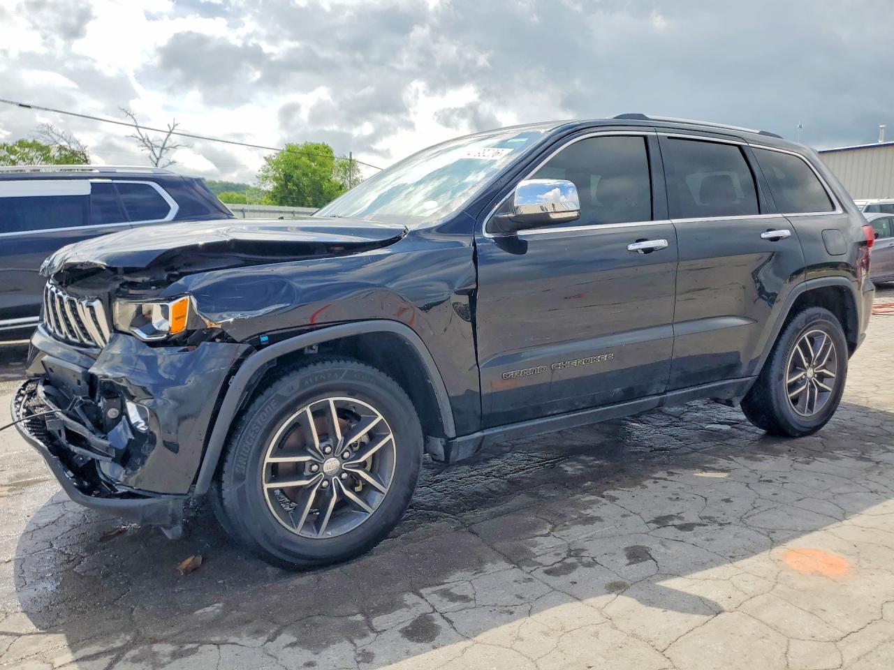 Salvage Jeep Cherokee Image
