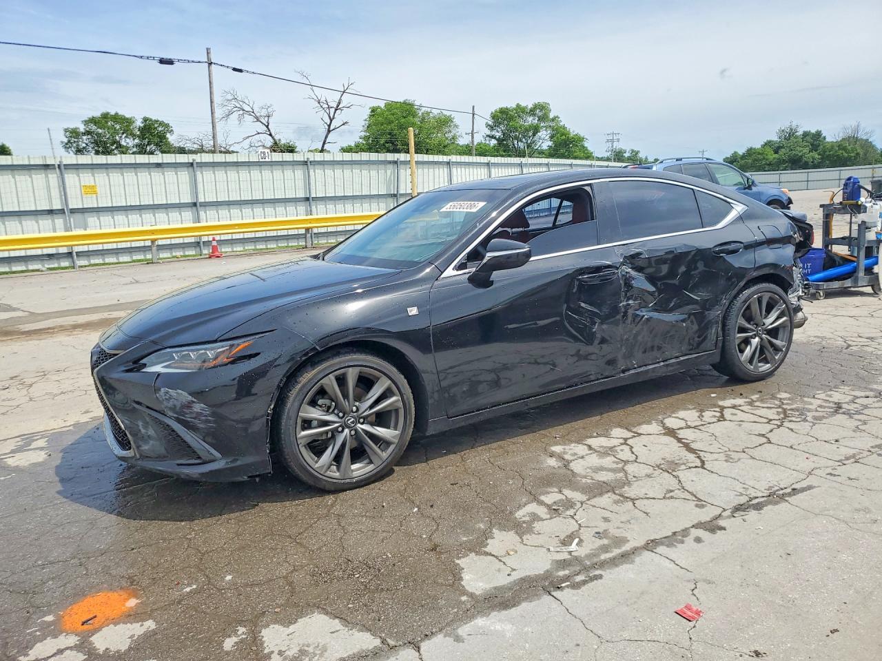 Salvage Lexus Es Image