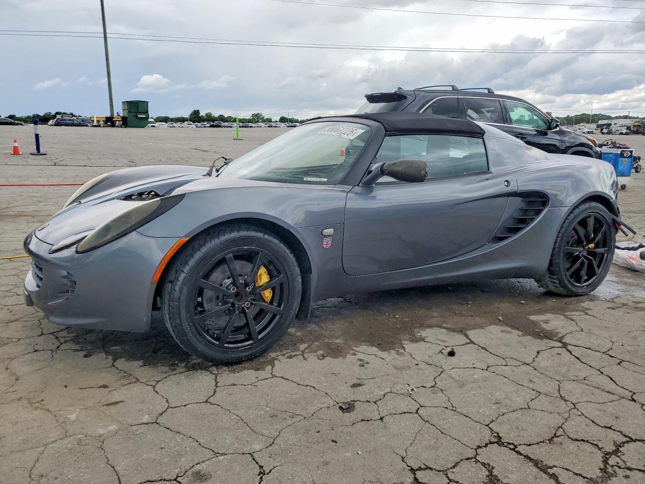 Salvage Lotus Elise Image