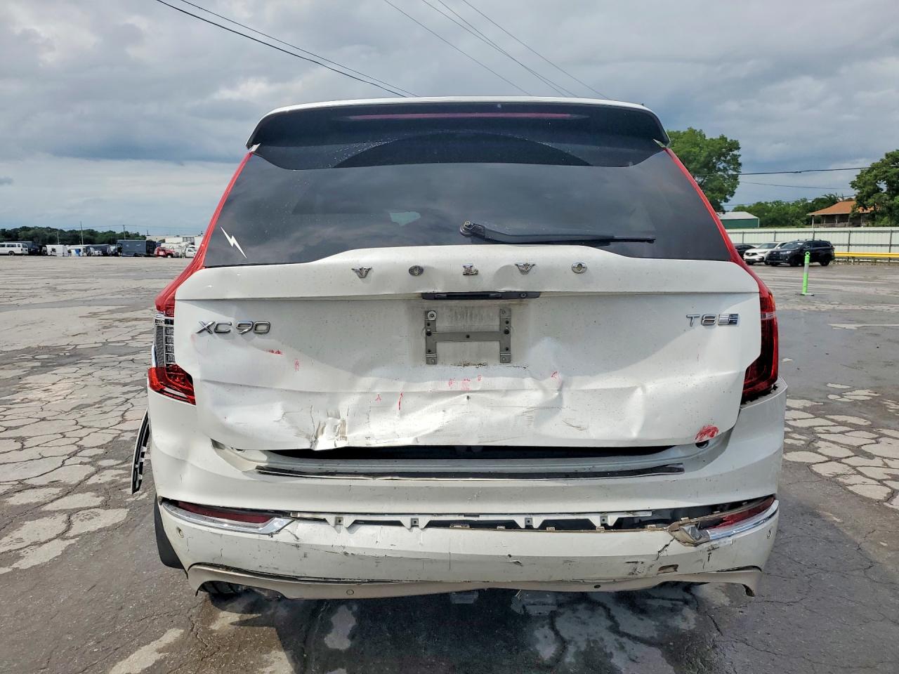 Volvo XC90 T8