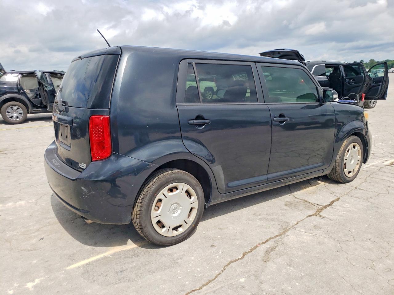 Toyota Scion Xb