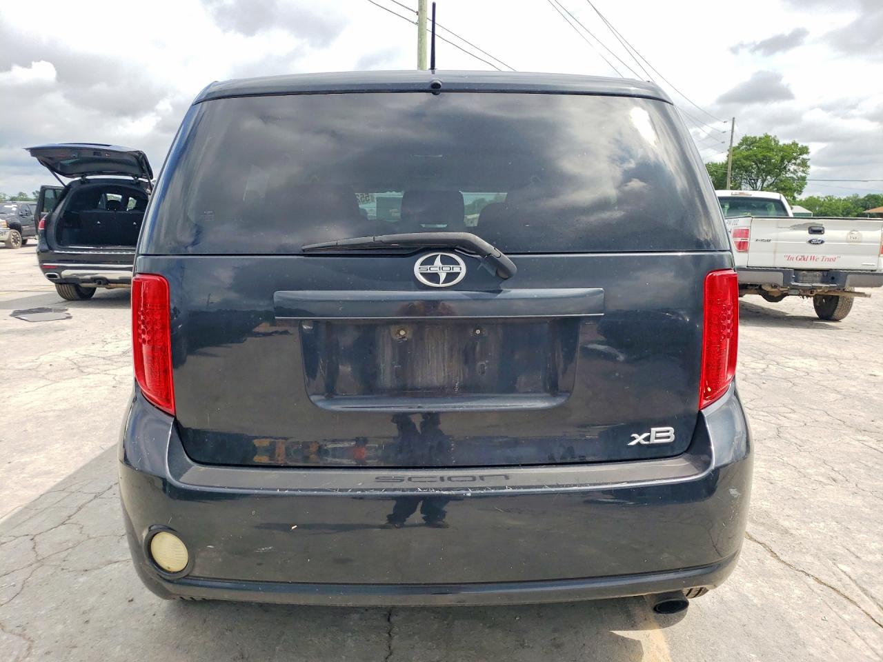 Toyota Scion Xb