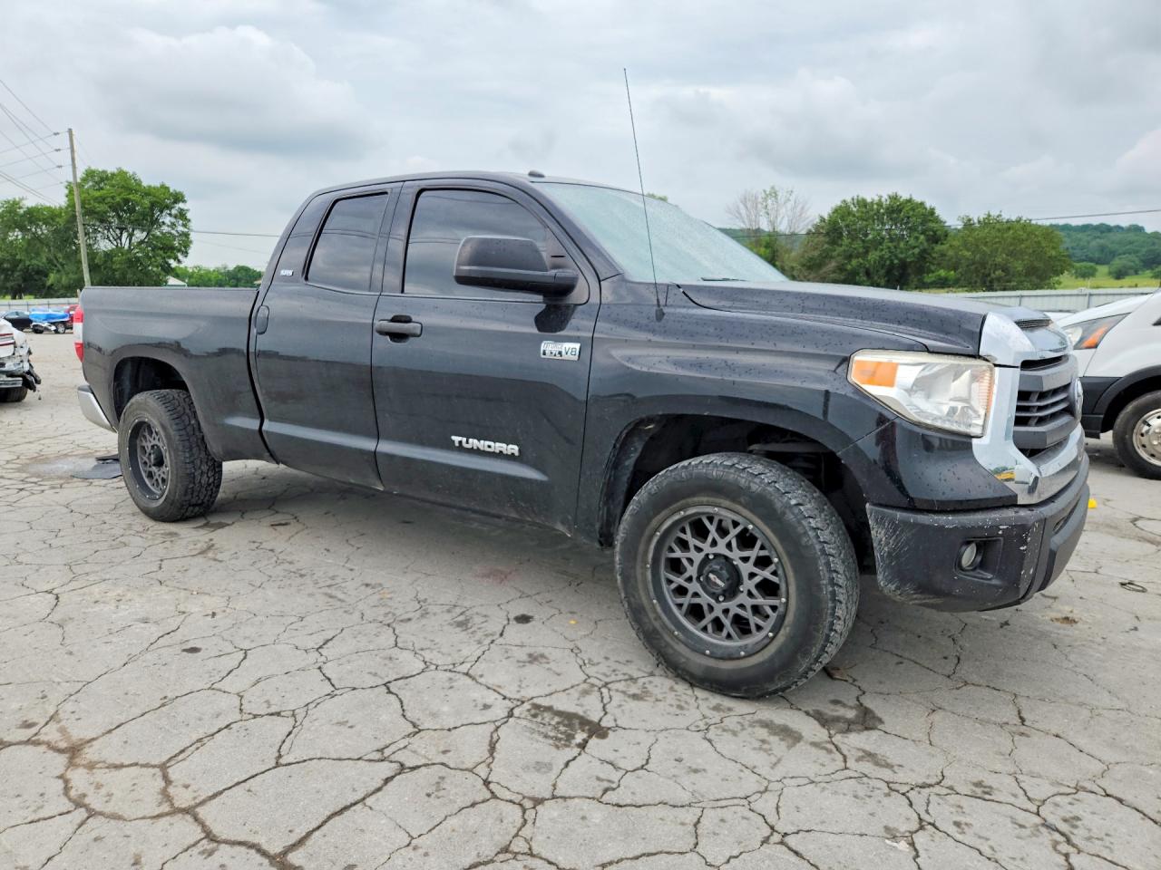Toyota Tundra Sr5