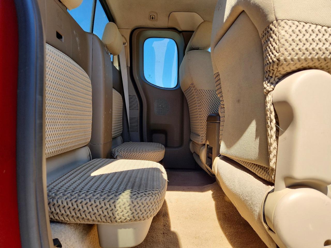 Nissan Frontier Se
