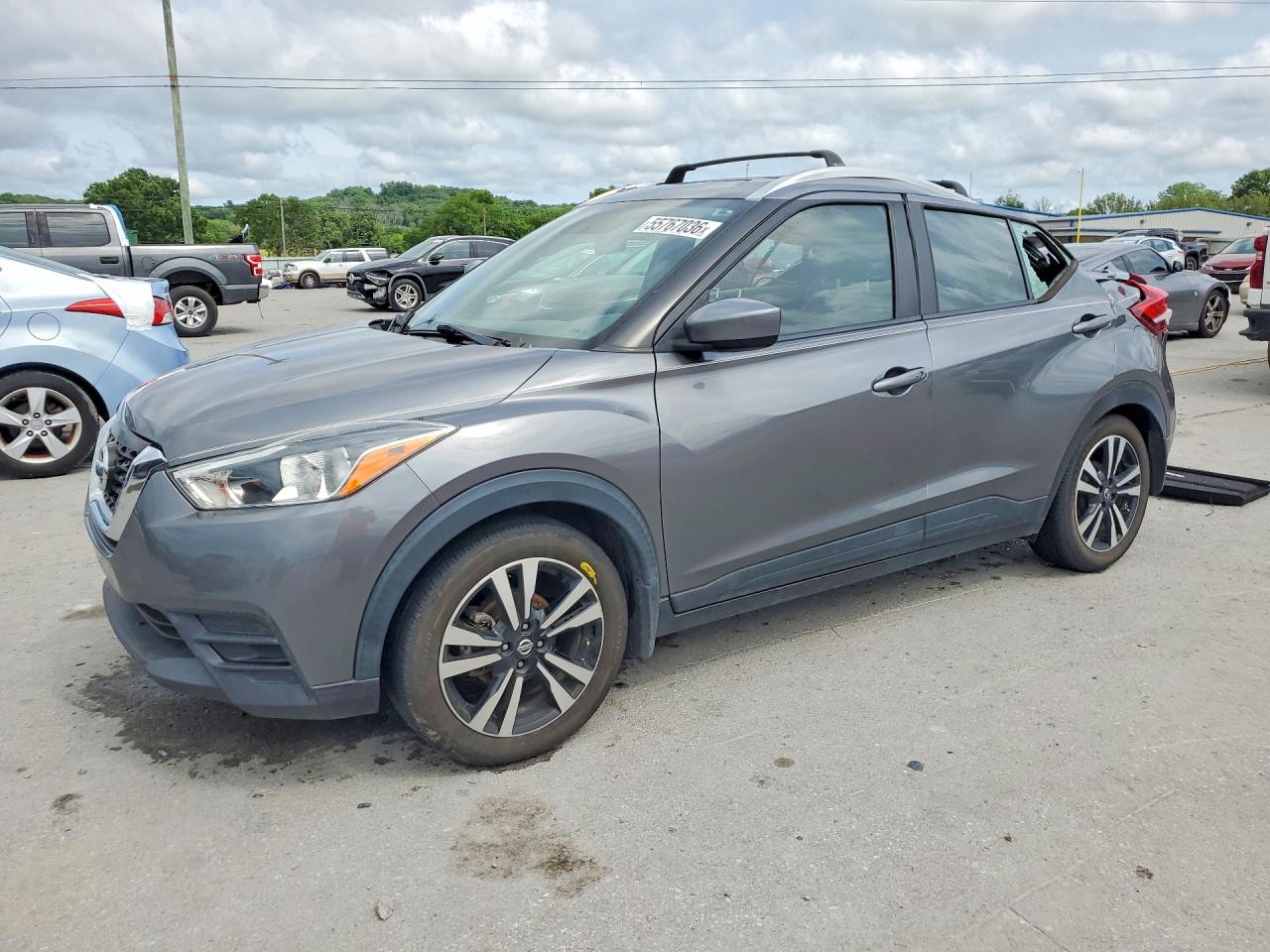 Salvage Nissan Kicks Image