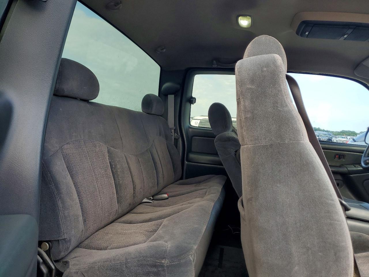 Chevrolet Silverado C1500