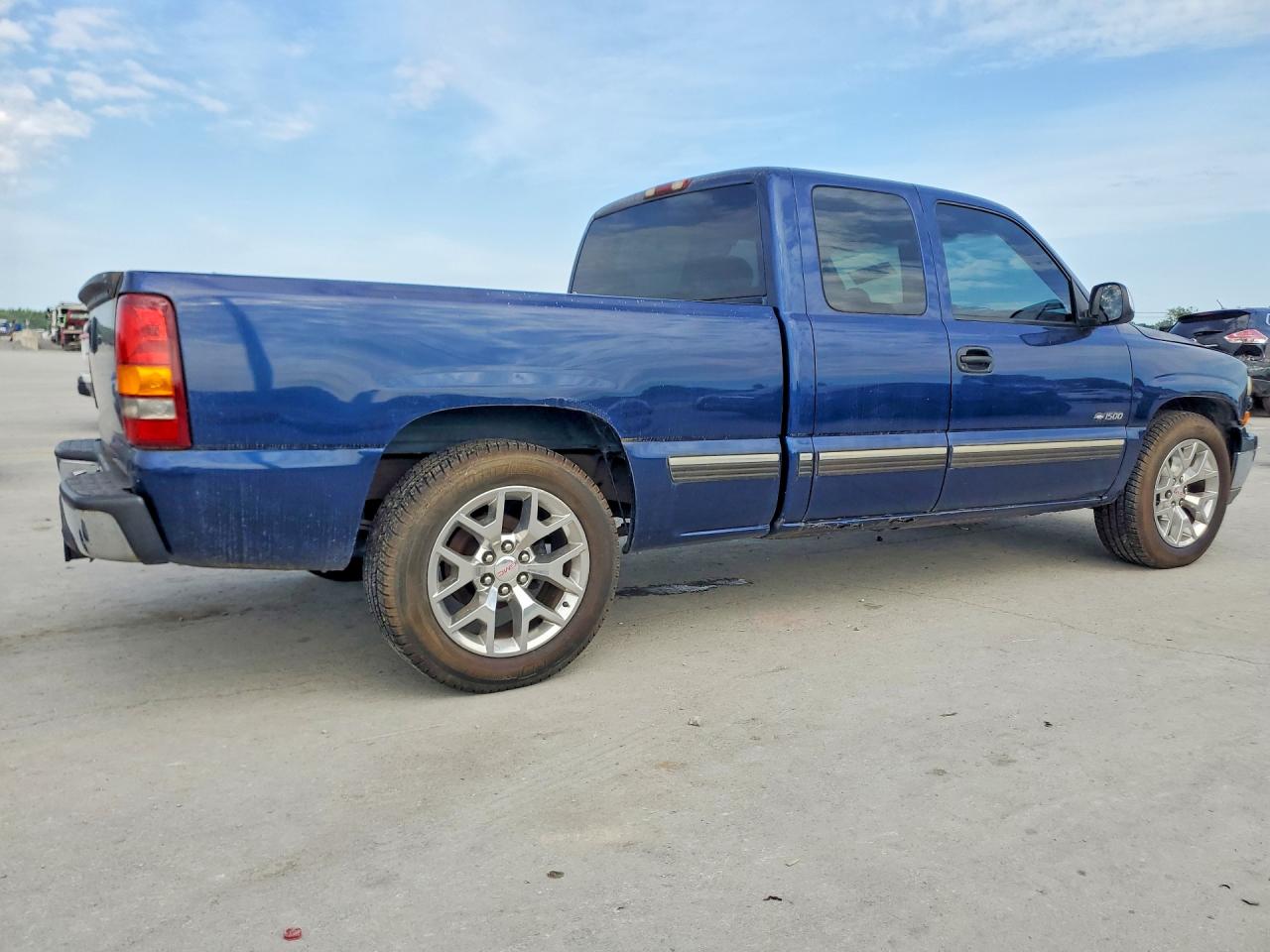 Chevrolet Silverado C1500