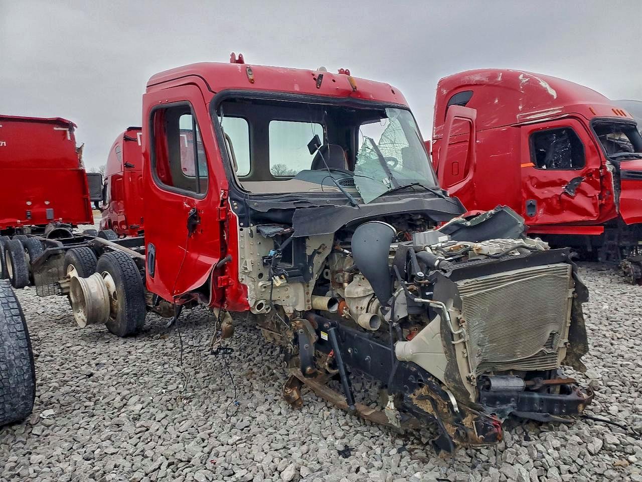Salvage Freightliner Cascadia 125 Image