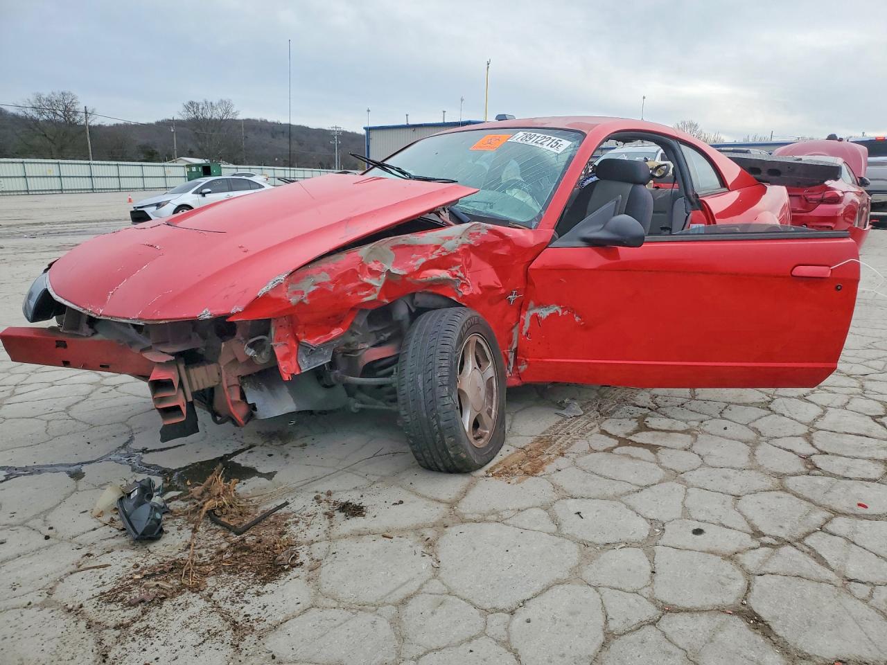 Salvage Ford Mustang Image