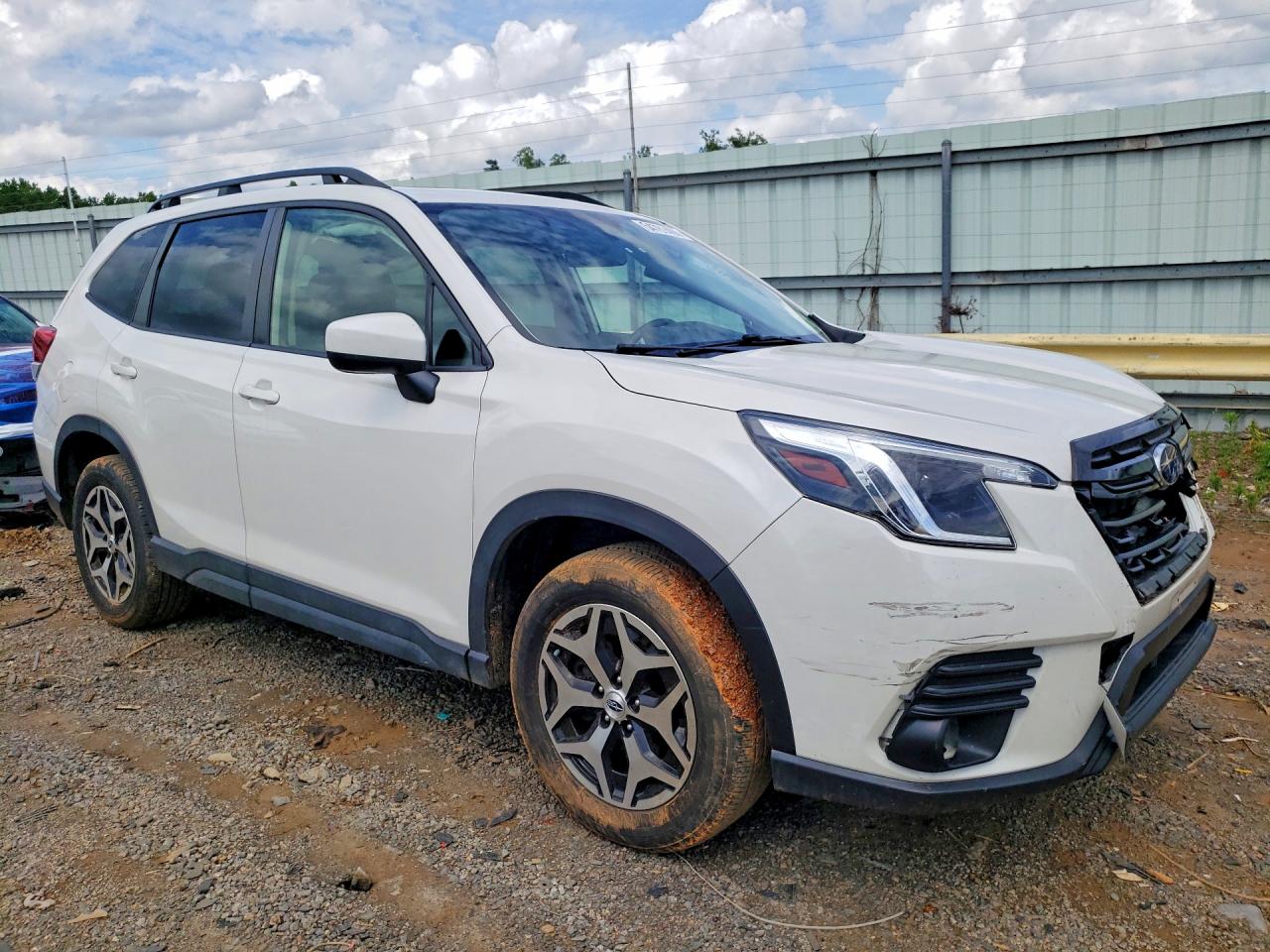 Subaru Forester Premium