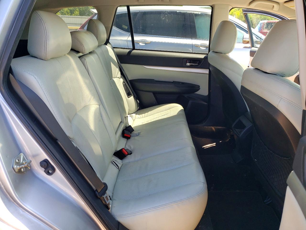 Subaru Outback 2.5i Premium