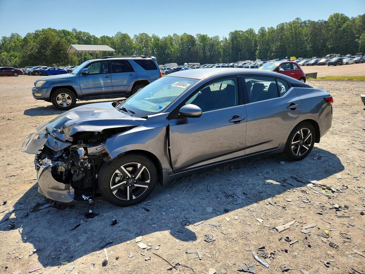 Salvage Nissan Sentra Image