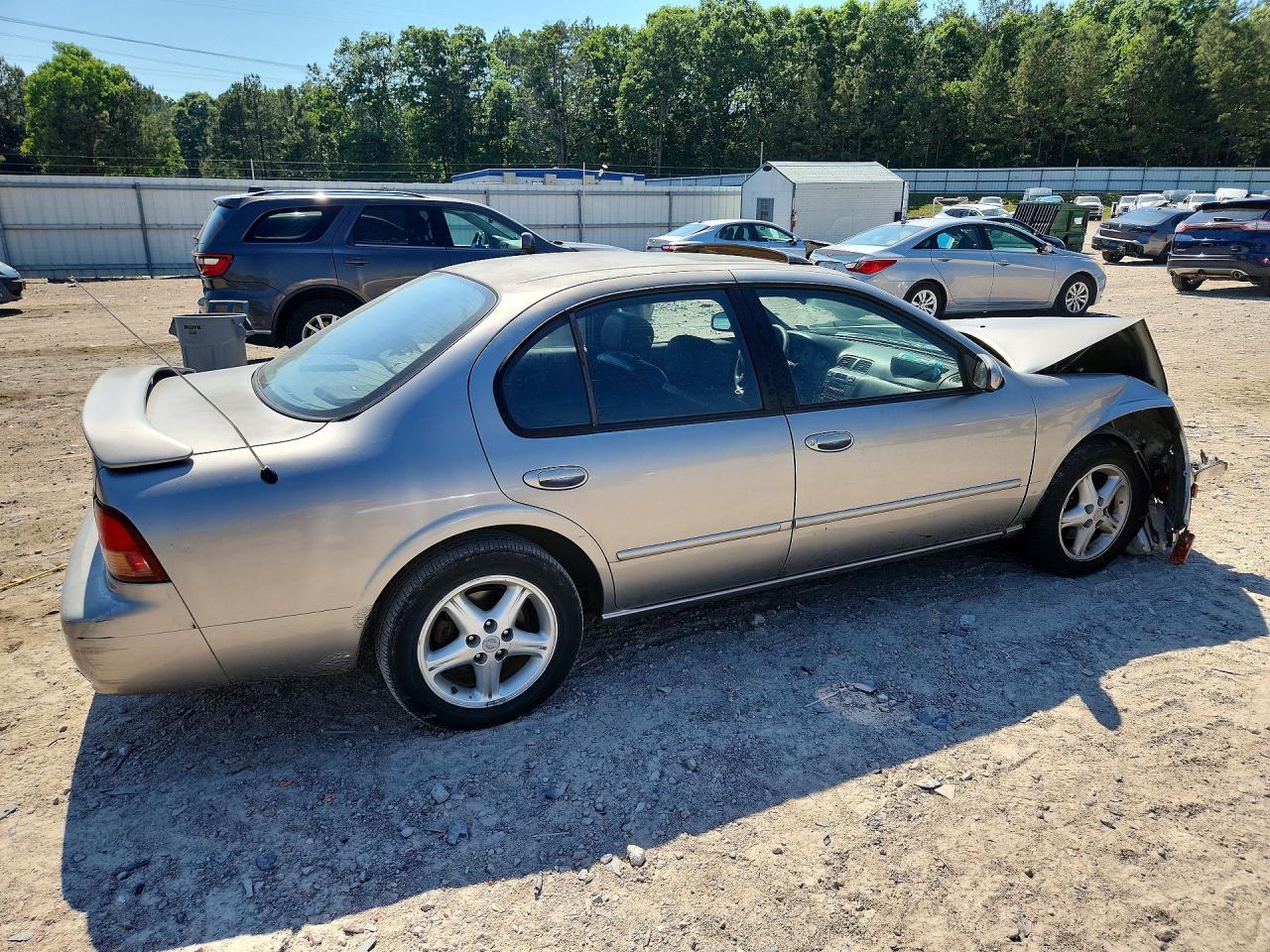 Nissan Maxima Gxe