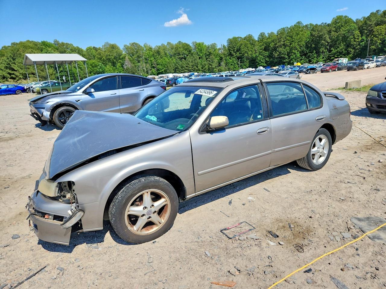 Salvage Nissan Maxima Image