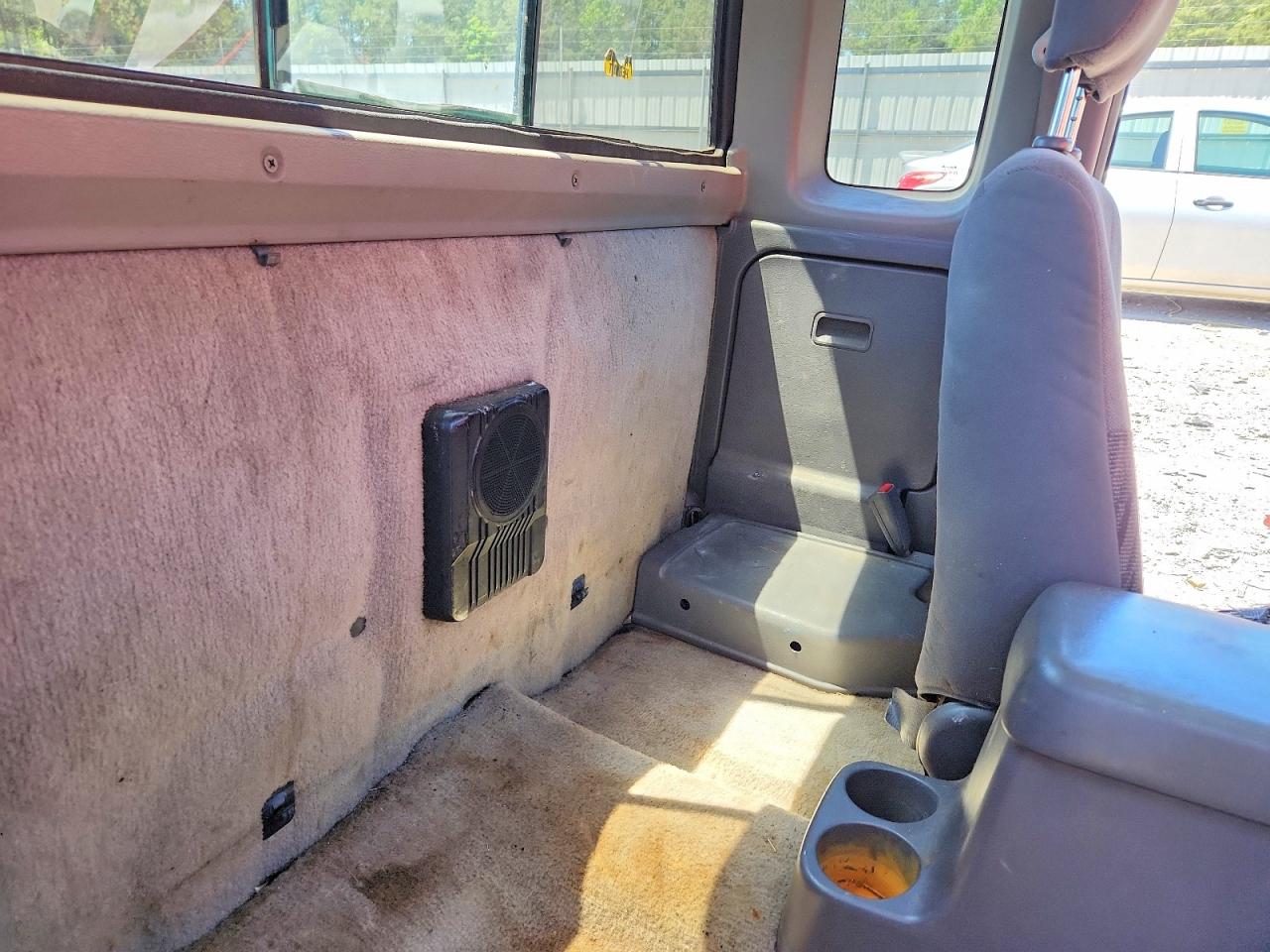 Nissan Frontier Xe-v6