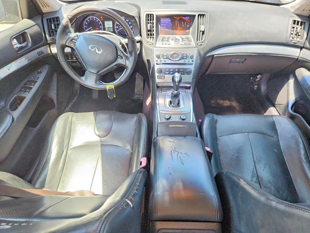 INFINITI G37 Journey
