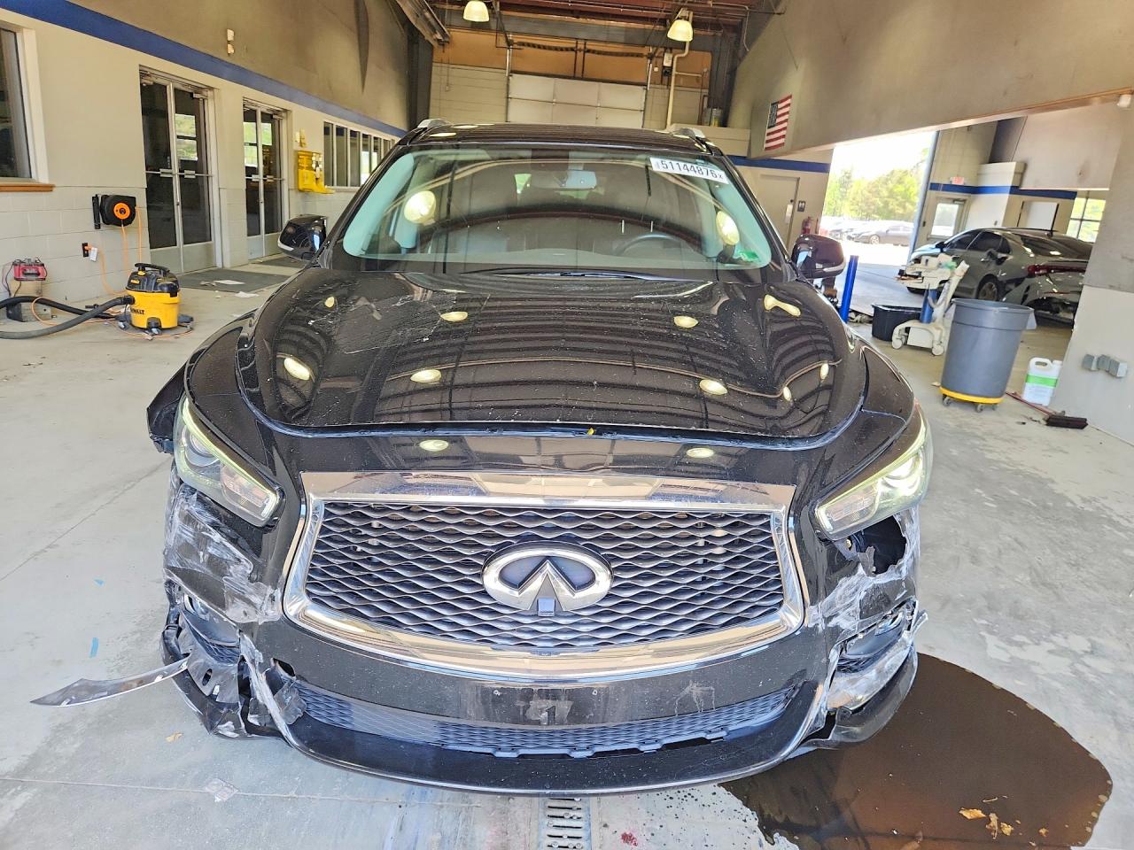 INFINITI Qx Base
