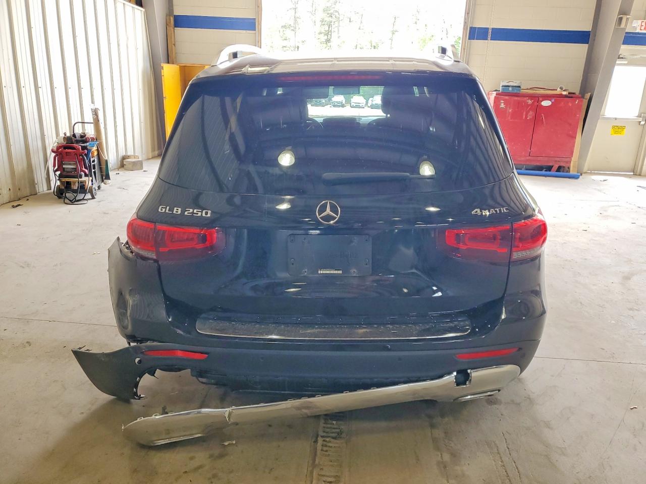 Mercedes-Benz GLB 250 4matic
