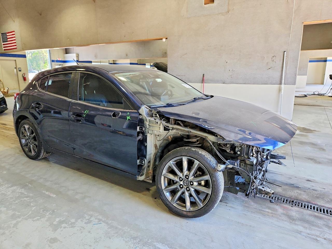 Mazda 3 Touring