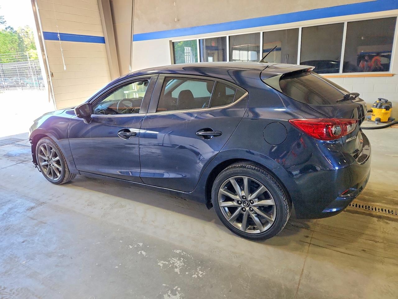 Mazda 3 Touring