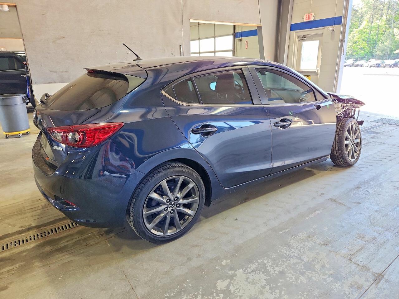 Mazda 3 Touring