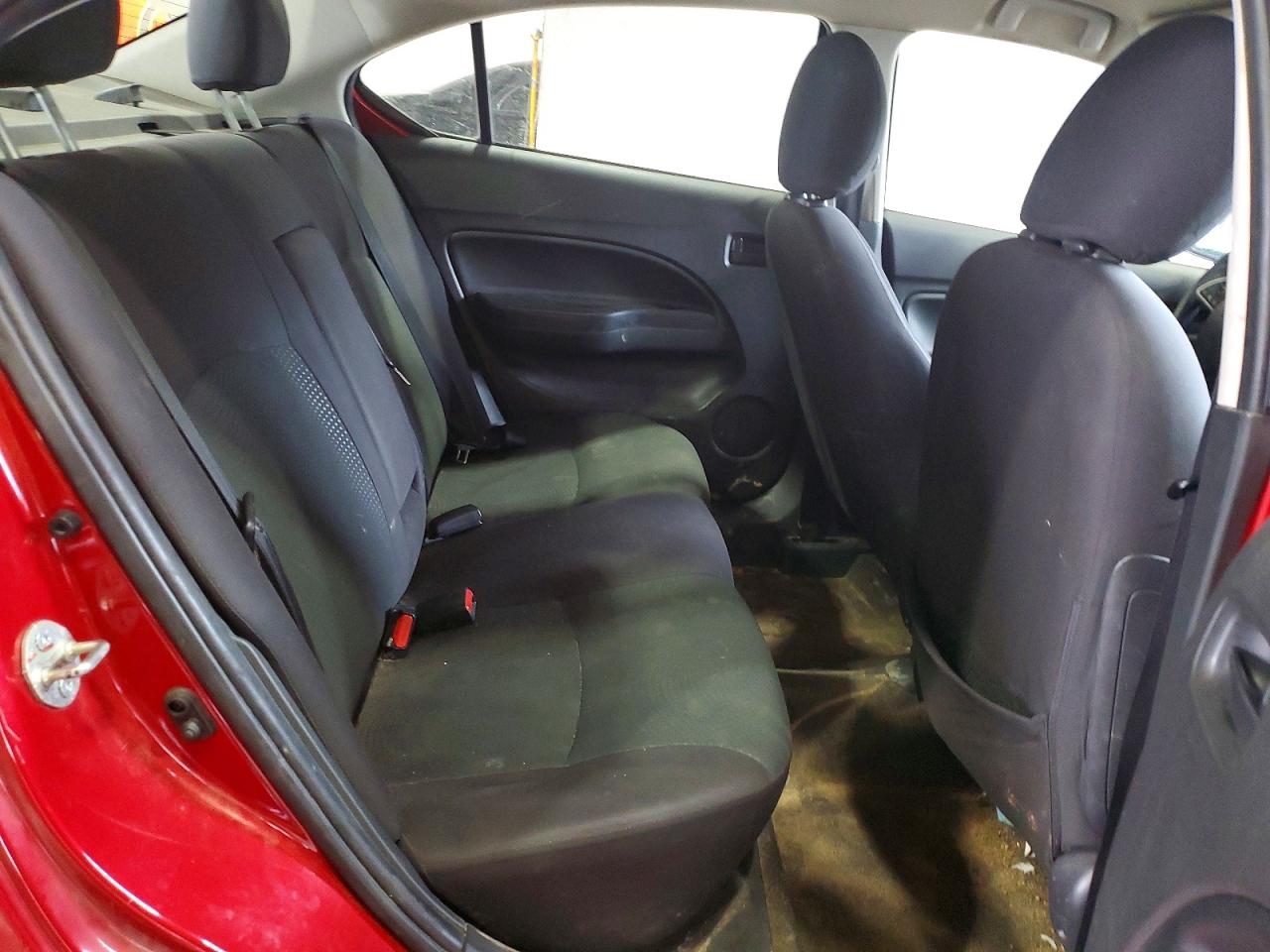 Mitsubishi Mirage G4 Es