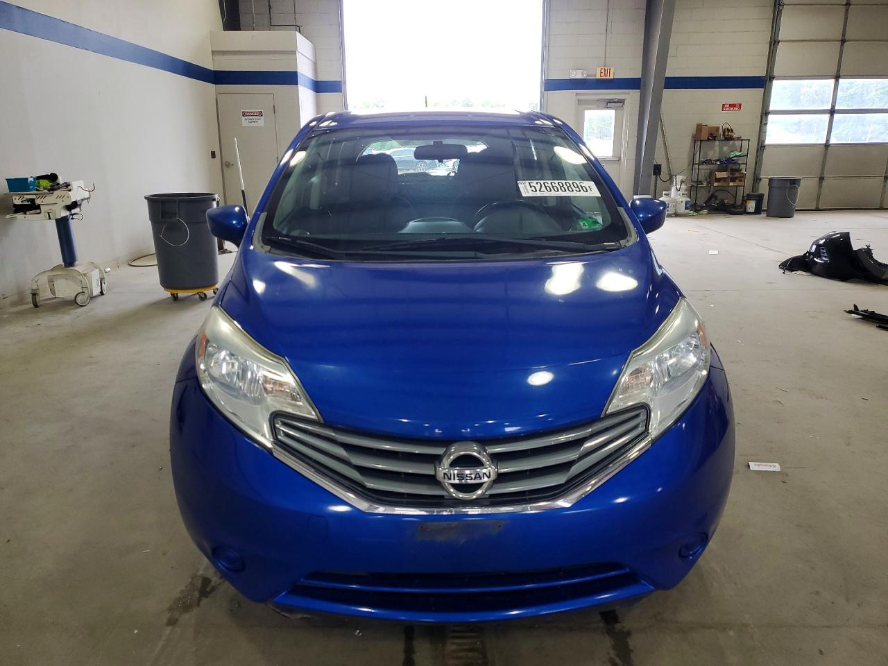 Nissan Versa Sv