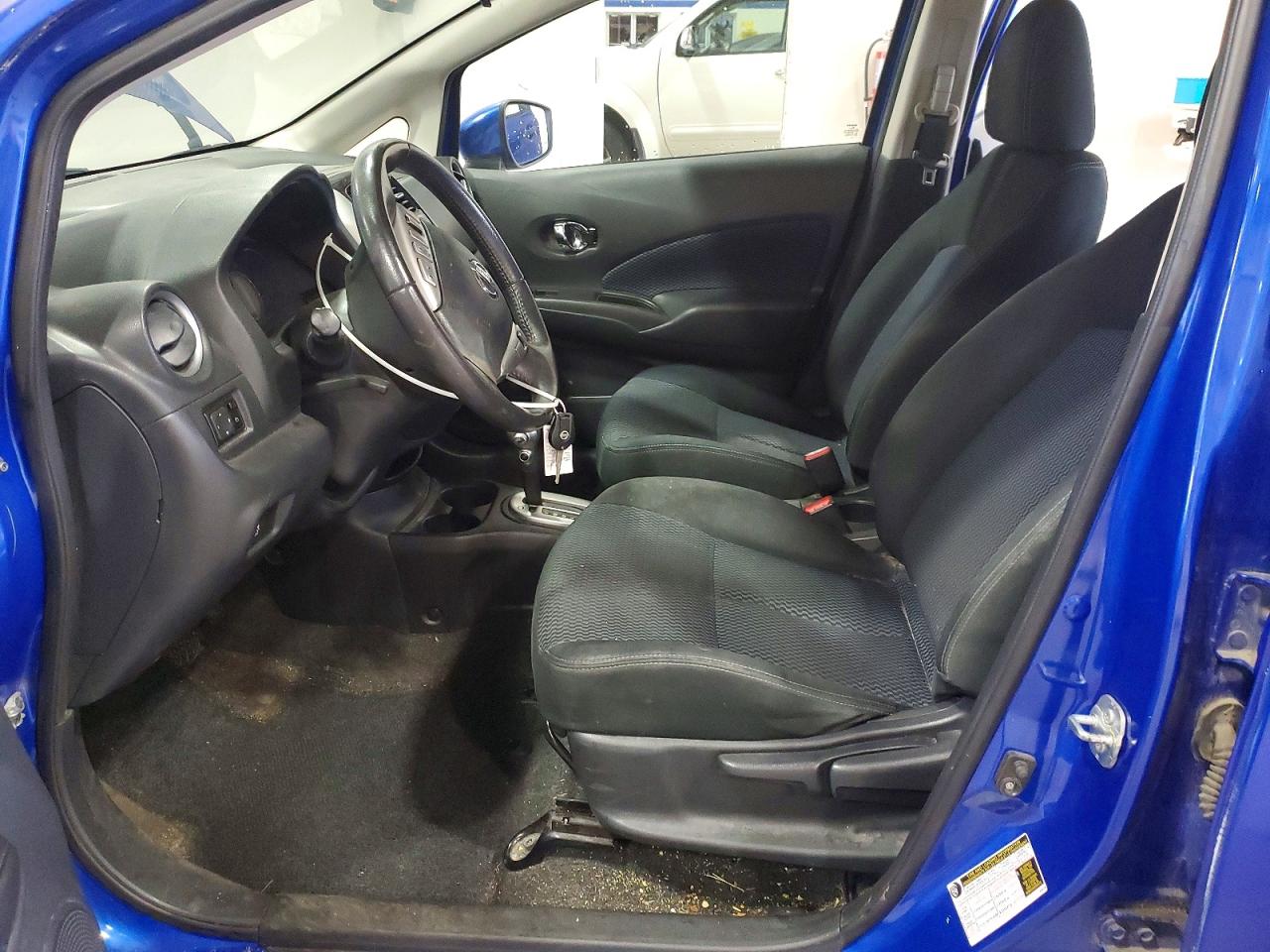 Nissan Versa Sv