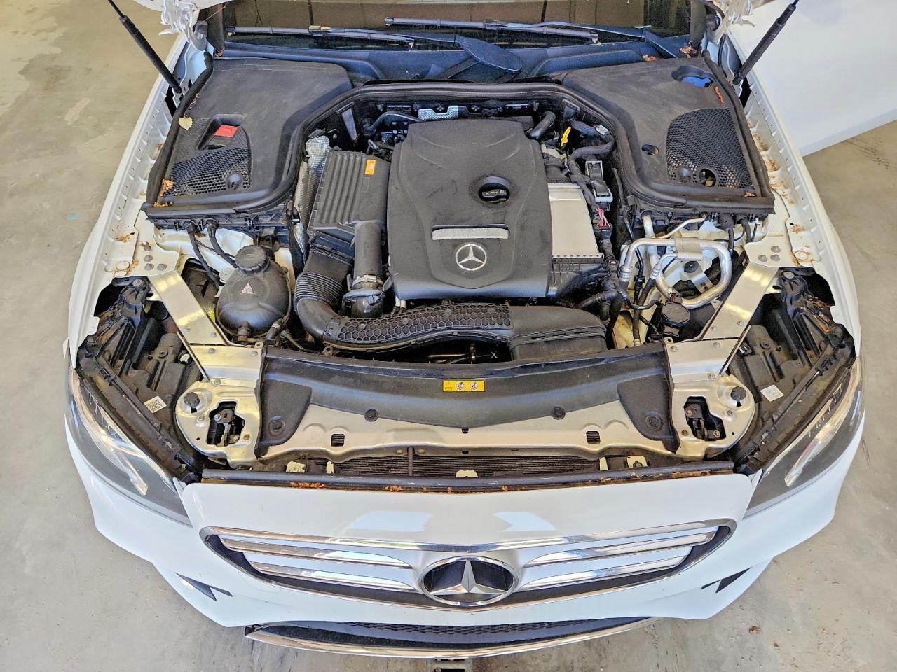 Mercedes-Benz E-Class 300 4matic