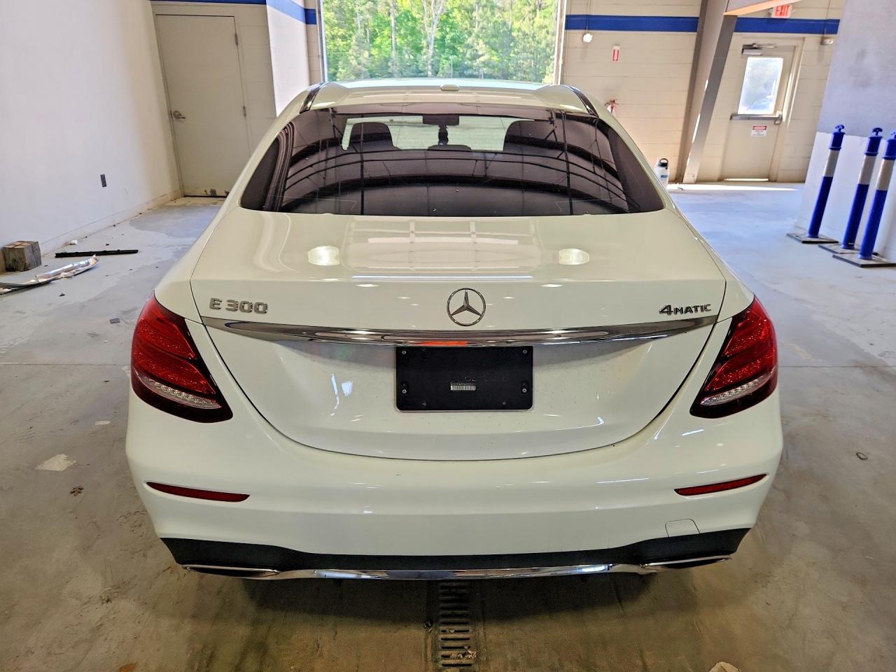 Mercedes-Benz E-Class 300 4matic
